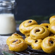 Saffron_buns_2